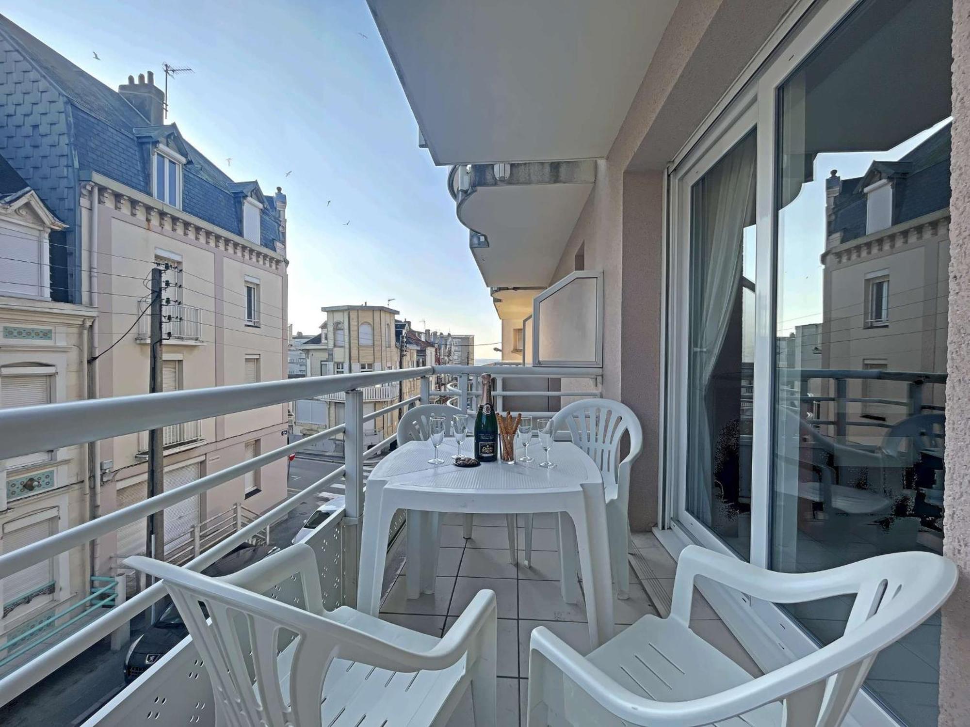 Superbe T2 Bis Proche Plage Avec Balcon Et Parking - Fr-1-646-44 Berck エクステリア 写真